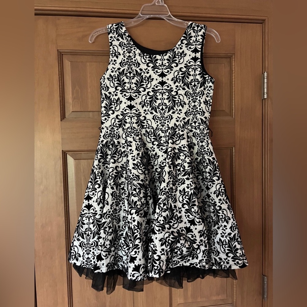 Girls Black and White Velvet Dress